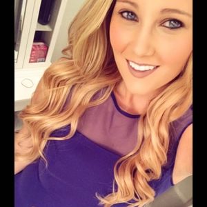 Meet your Posher, Cassandra